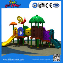 Divertido plástico columpio y diapositivas al aire libre del patio de recreo para niños
